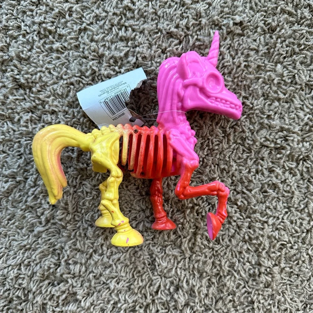 New Halloween Whimsigoth skeleton uniocorn 🦄